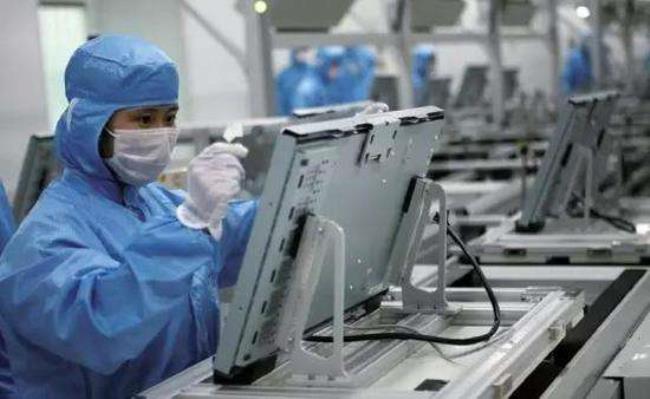 沈陽金杯廣振汽車部件公司的步入高低溫交變濕熱試驗(yàn)室、砂塵試驗(yàn)箱通過驗(yàn)收！